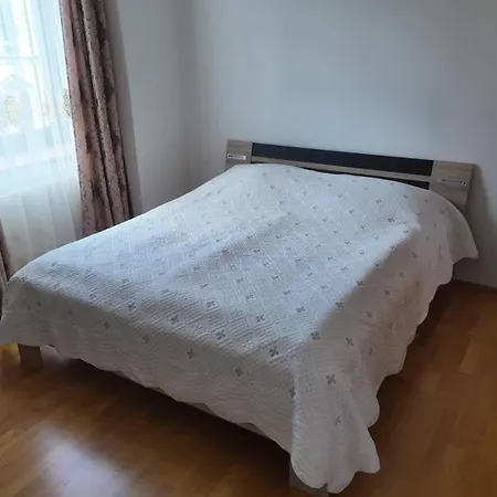 Kralovska Vyhlidka Apartament Karlowe Wary